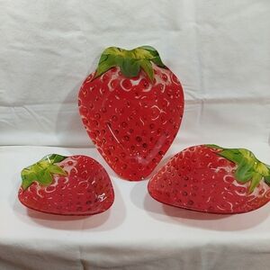 Strawberry Glass Serving Bowls - Set of 3 - New in Box